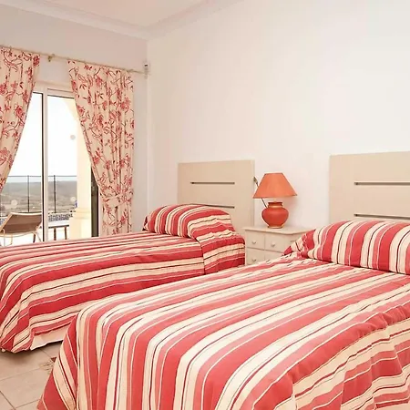Sleeps 6 Pool Air Con Wifi Villa
