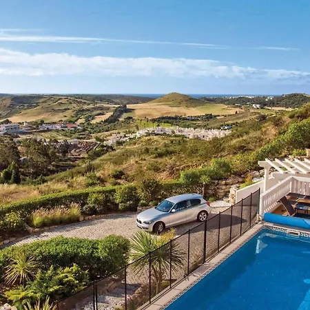 Villa Sleeps 6 Pool Air Con Wifi Burgau